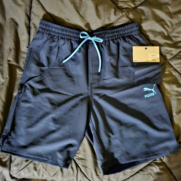 NWT Puma athletic shorts. Blue medium size. - Picture 1 of 4